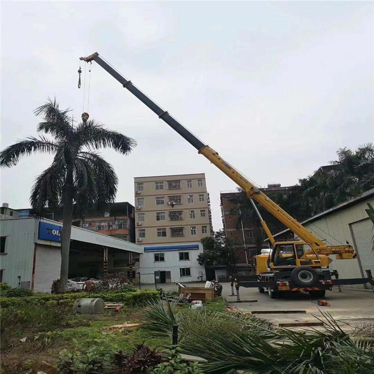 南安12吨吊车出租一天的收费标准是什么