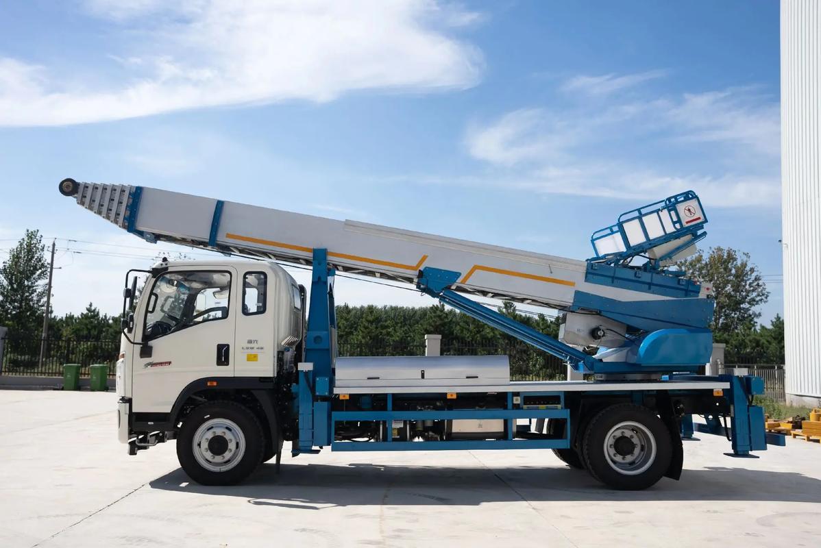 南安云梯上料车租赁费用