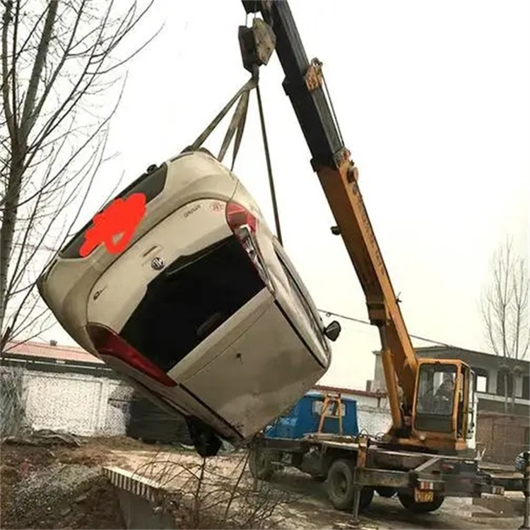 南安随时待命，吊车24小时道路救援服务全解析