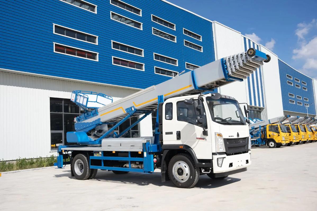 南安出租云梯车高空作业车 建筑垃圾搬运